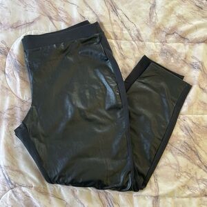 BNWOT Simply Vera by Vera Wang Leather bootcut pants